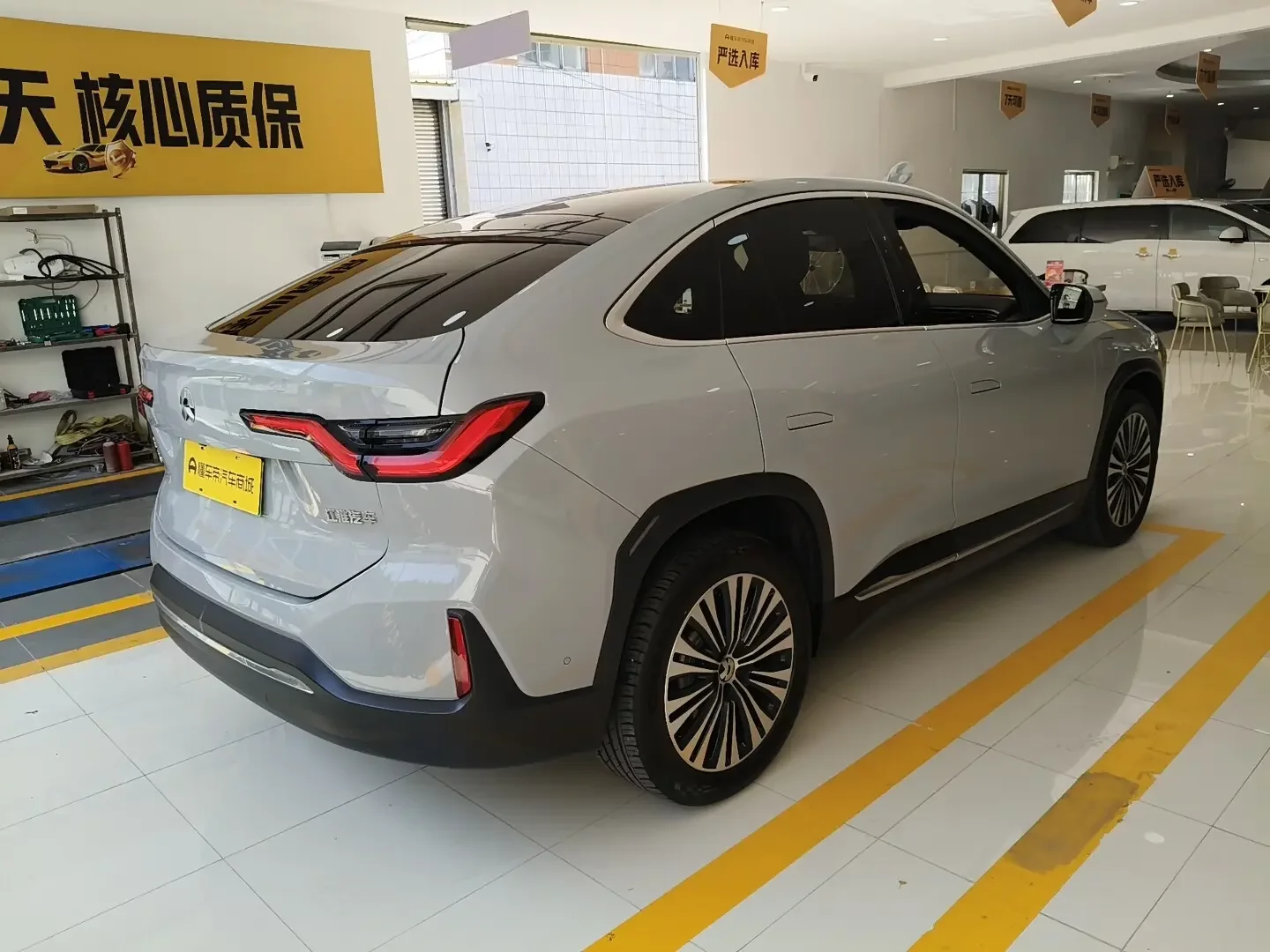 NIO EC6