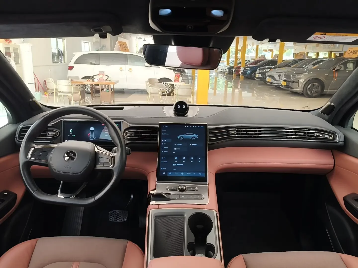 NIO EC6