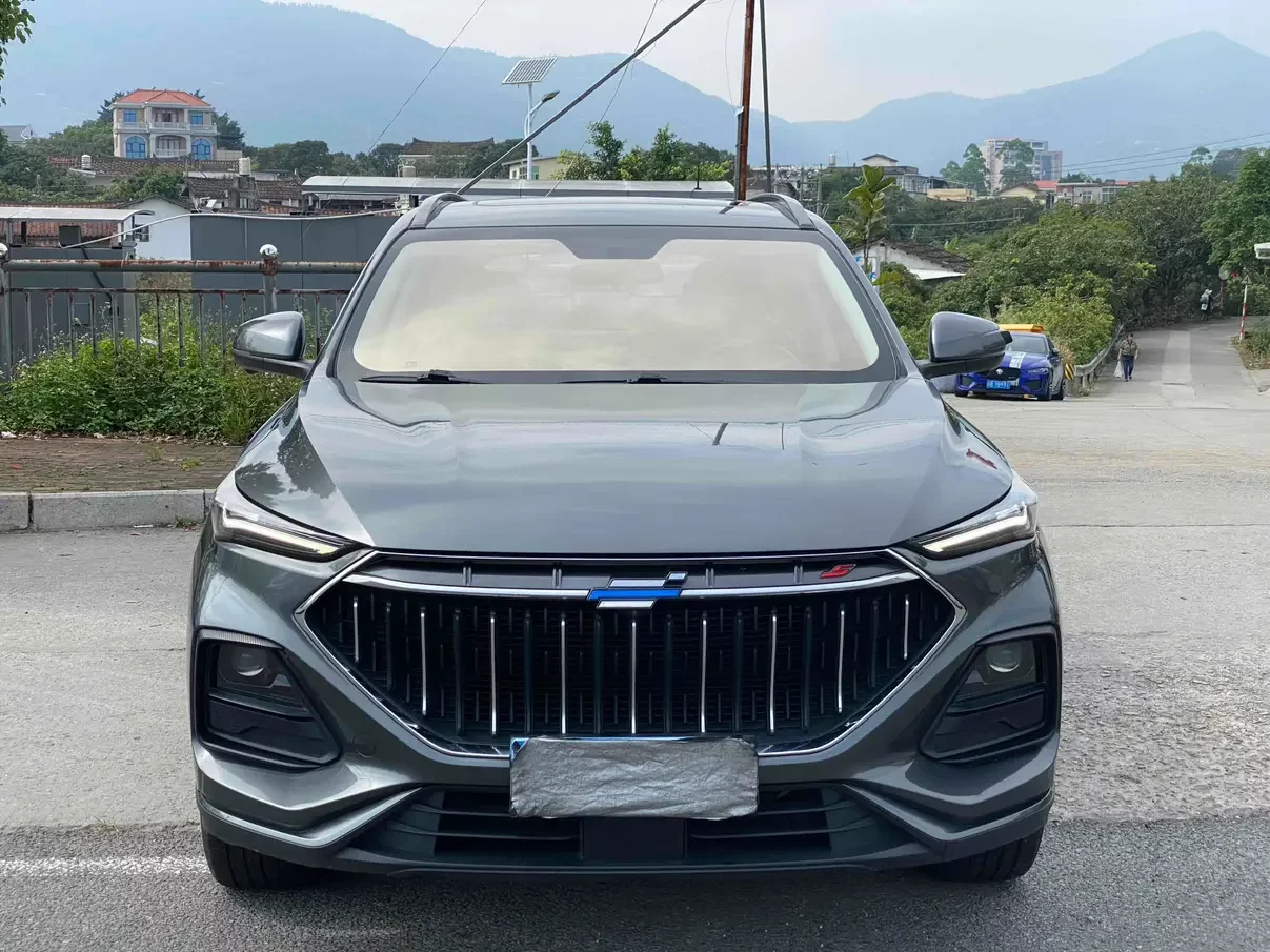Oshan Changan Auchan X5  из Китая