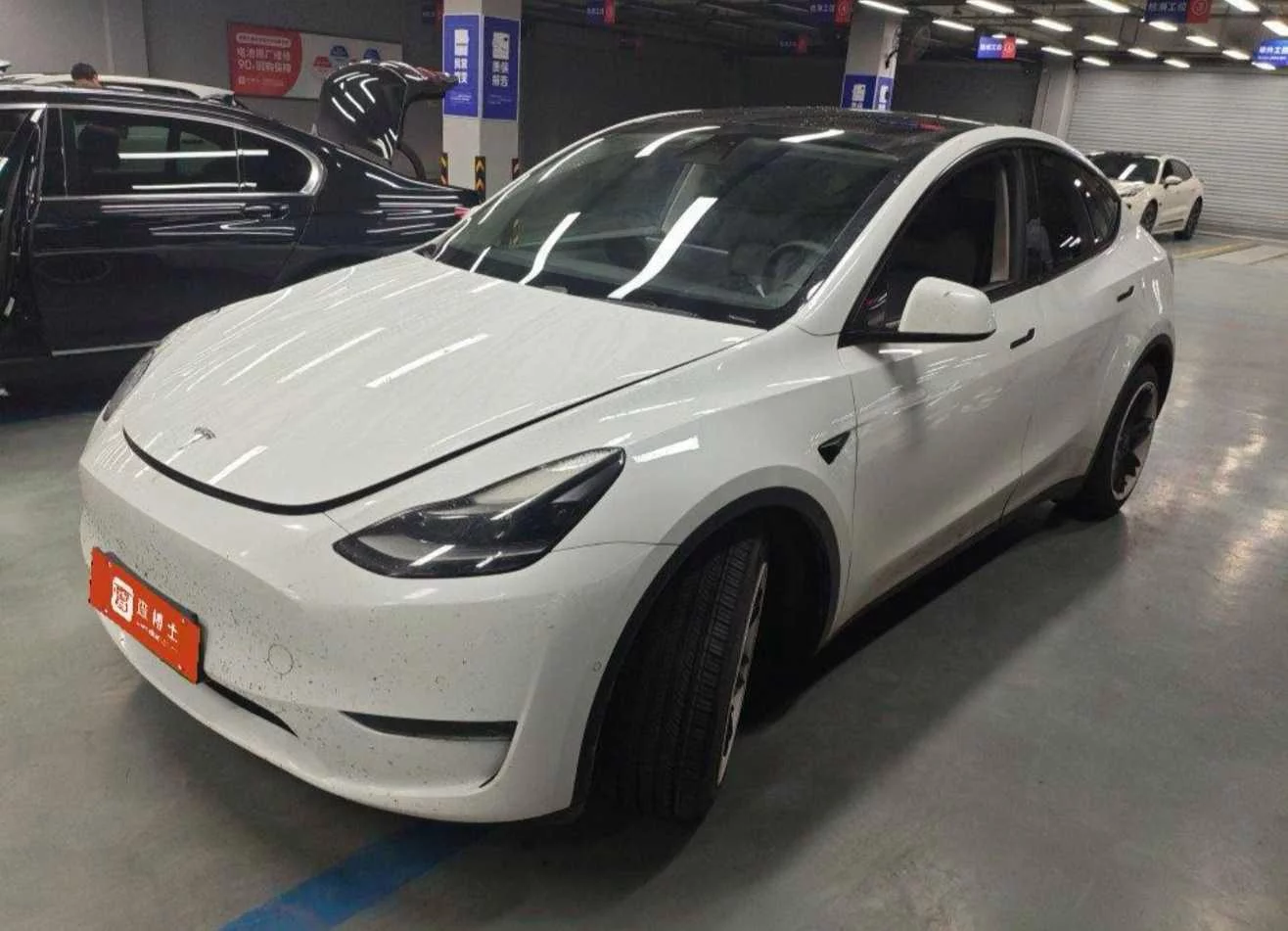 Tesla Model Y  из Китая