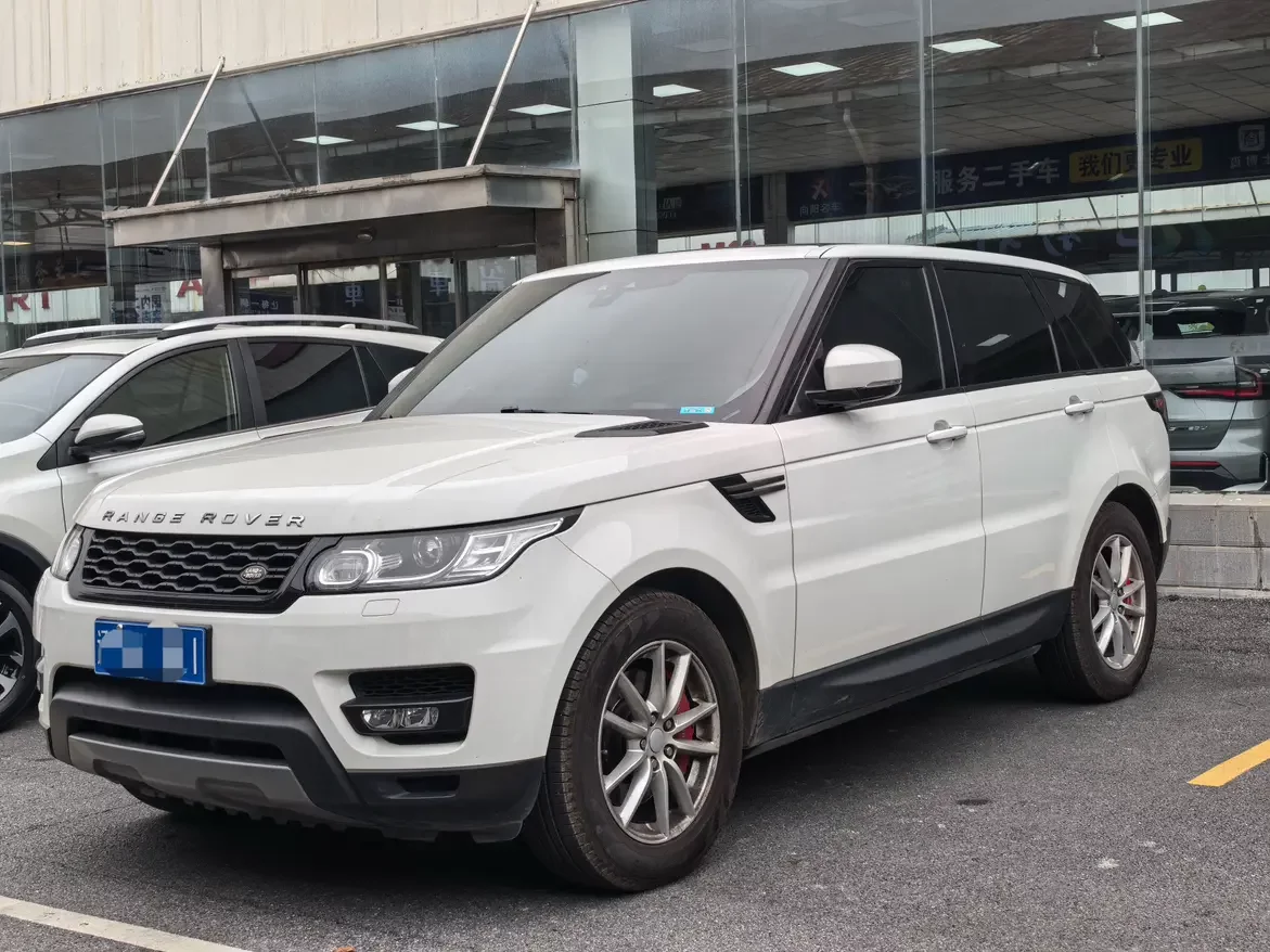 Land Rover Range Rover Sport  из Китая