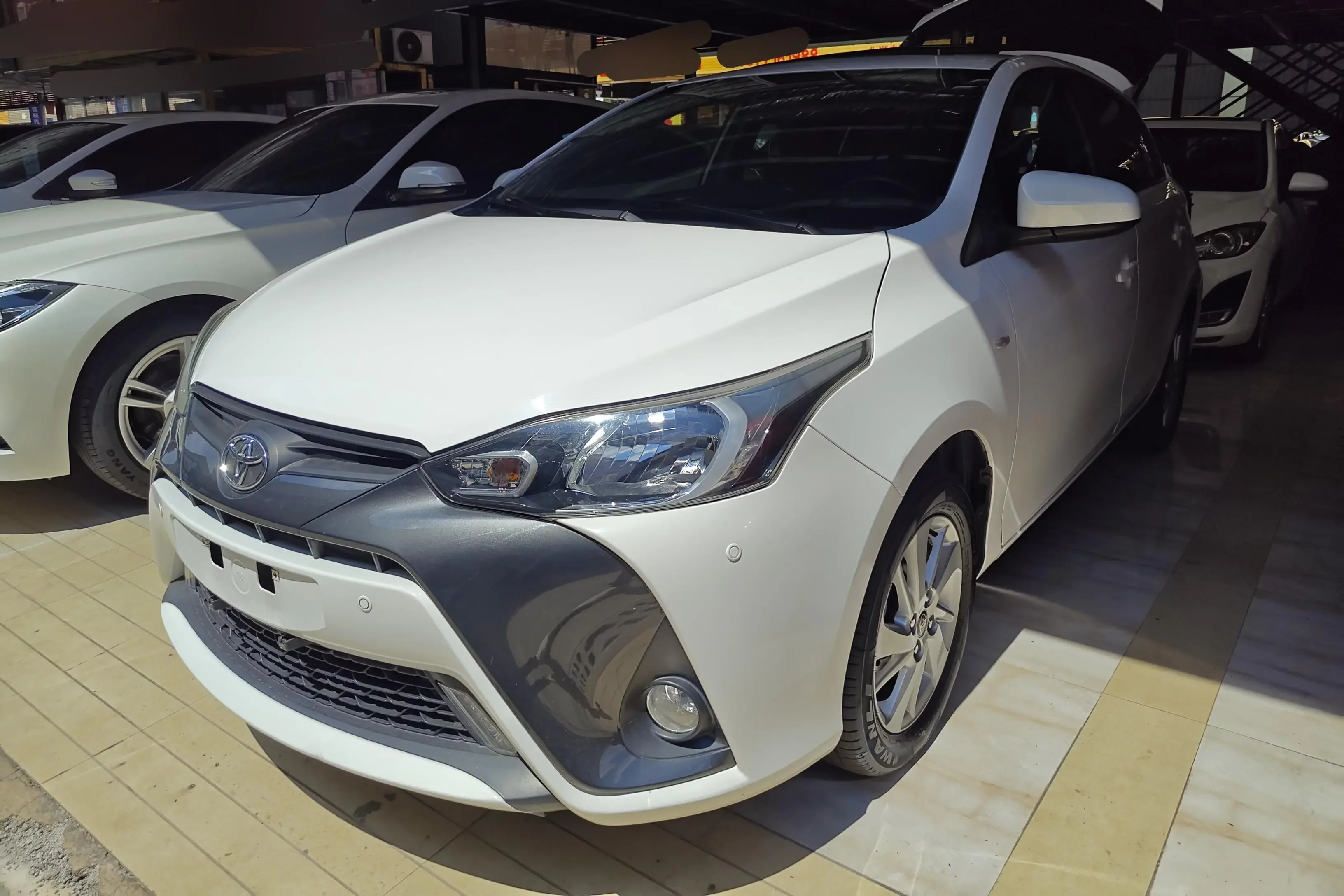 Toyota Yaris L