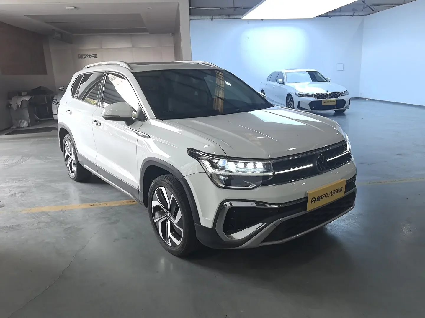 Volkswagen Tharu
