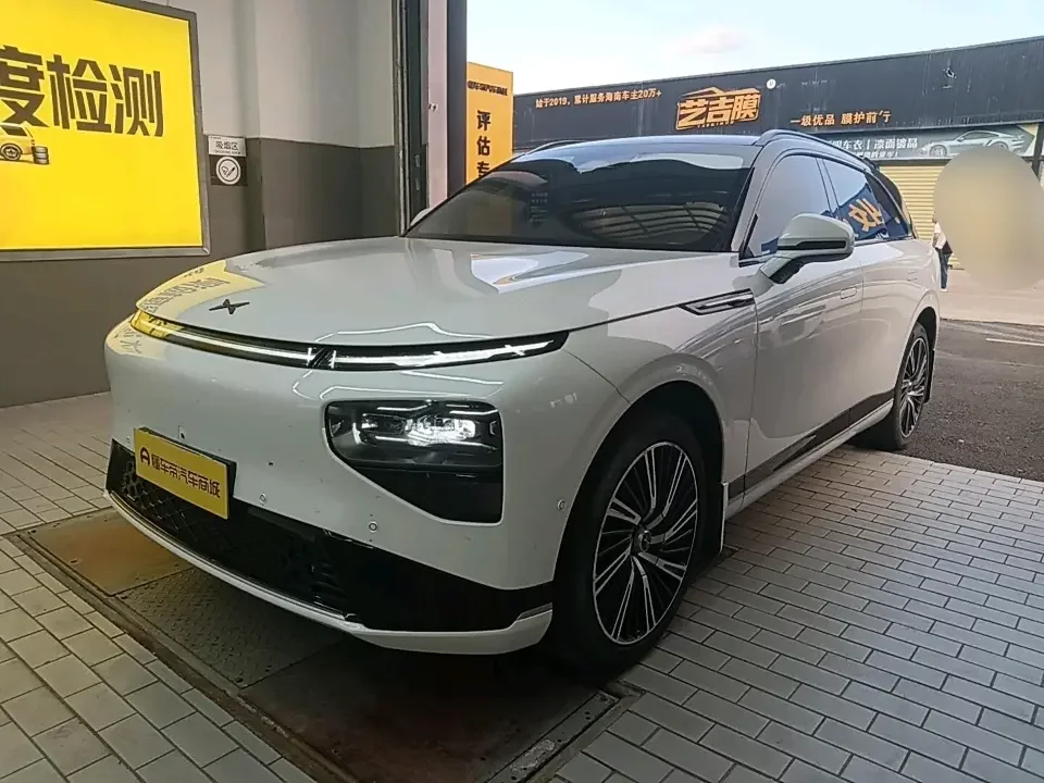 XPeng G9