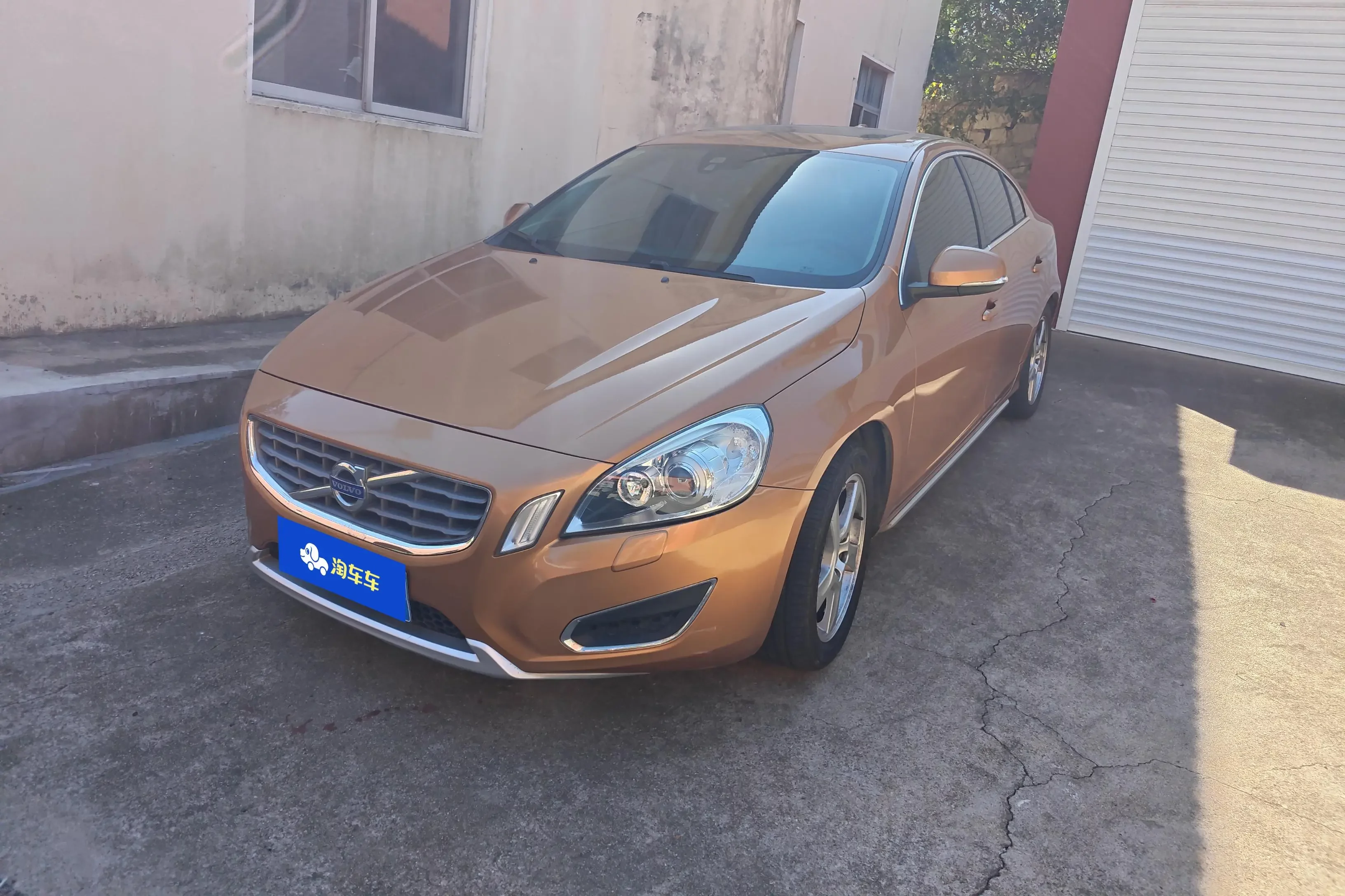 Volvo S60  из Китая