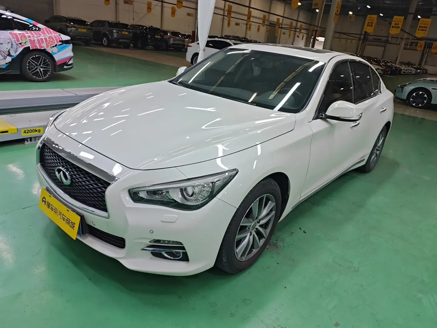 Infiniti Q50L