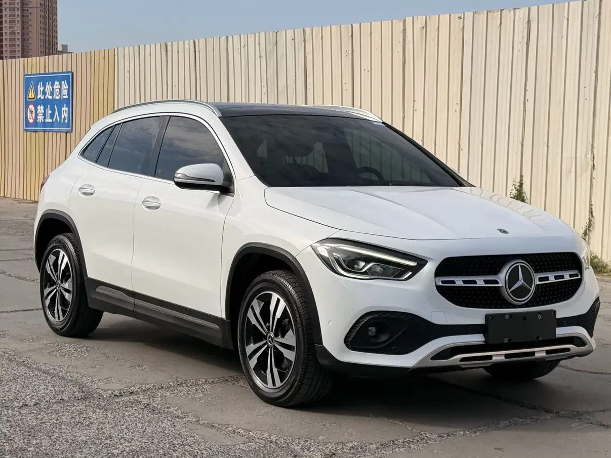 Mercedes-Benz GLA