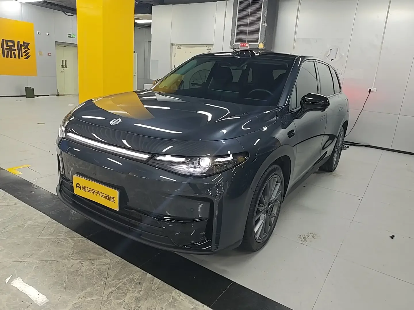 Leapmotor C10