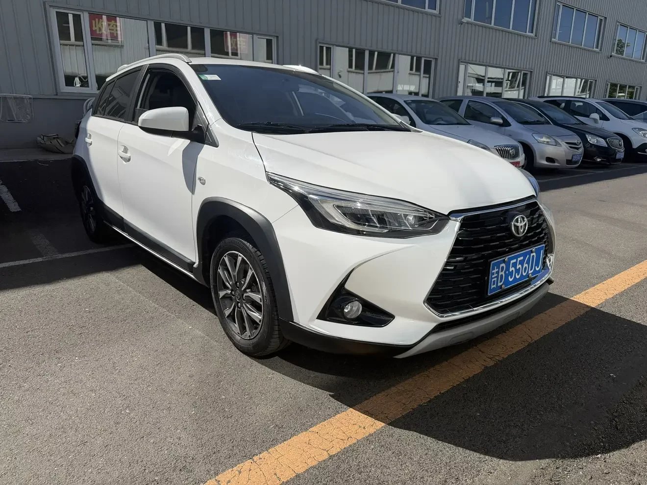 Toyota Yaris L