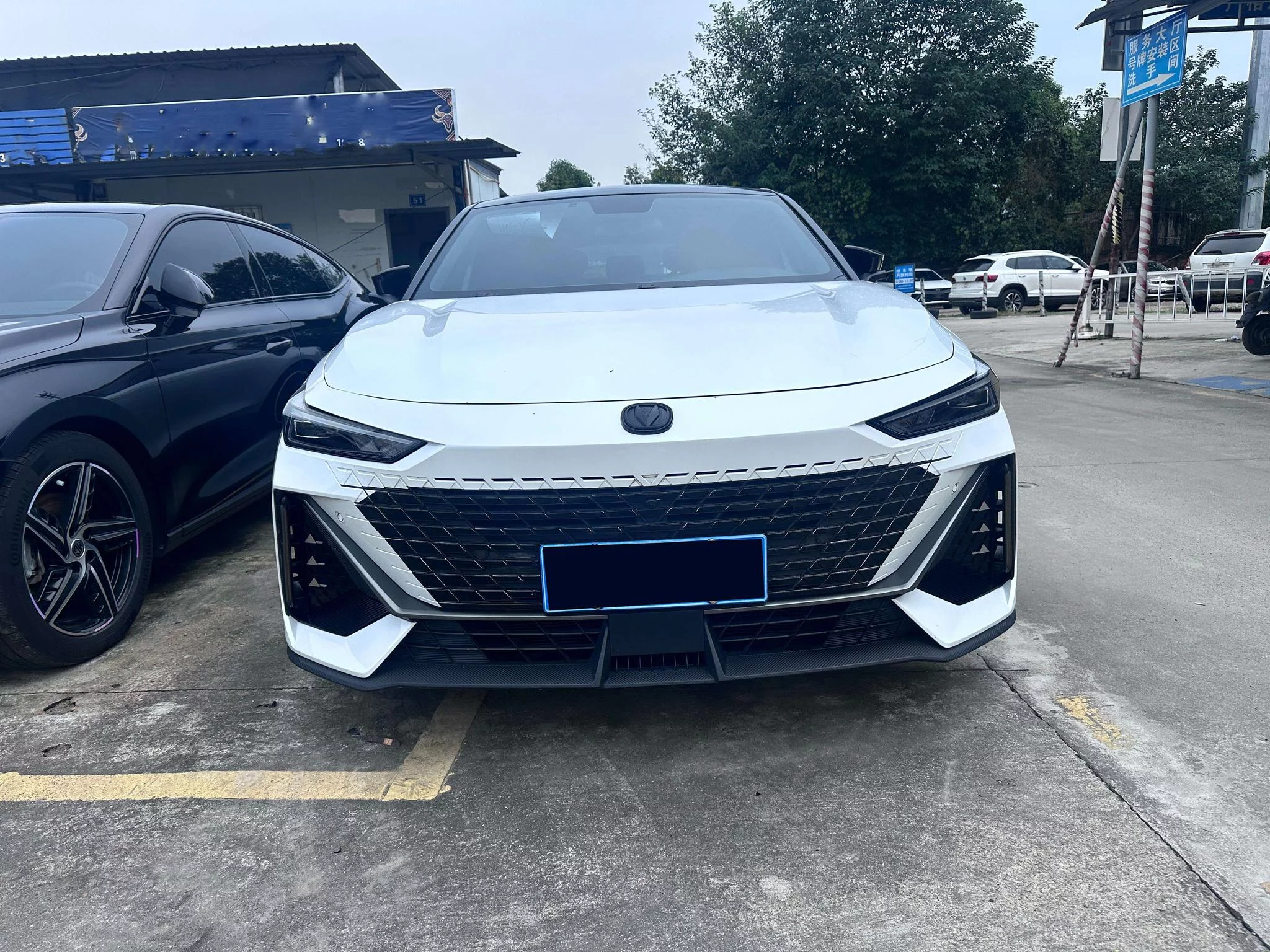 Changan UNI-V