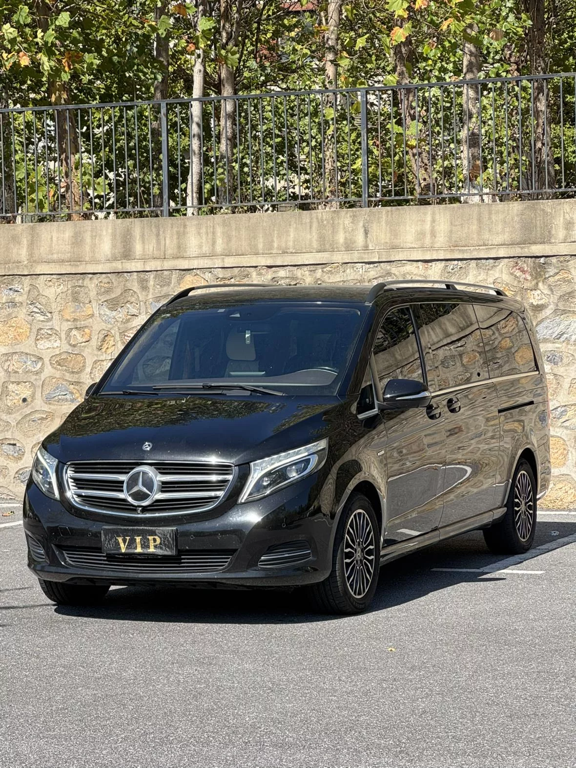 Mercedes-Benz V Class  из Китая