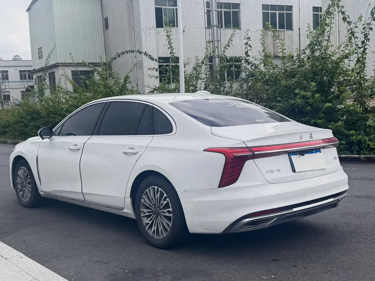 Hongqi H5