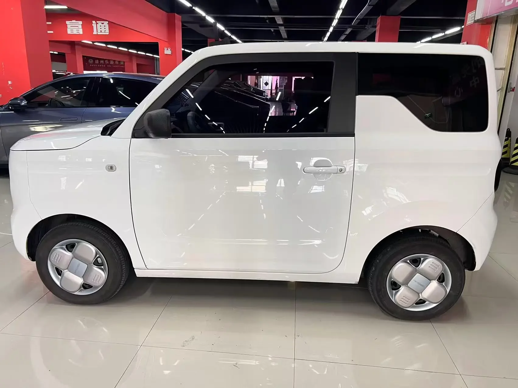 Geely Panda