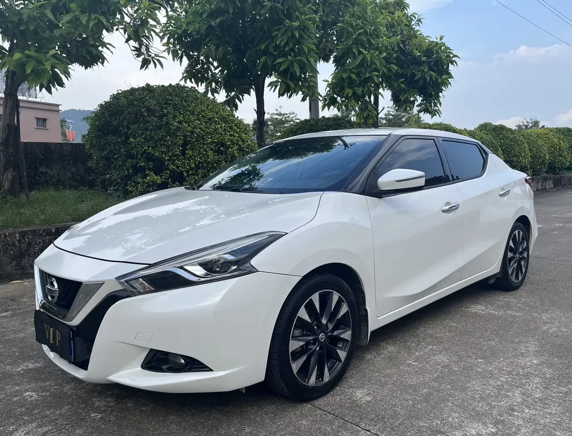 Nissan Bluebird  из Китая