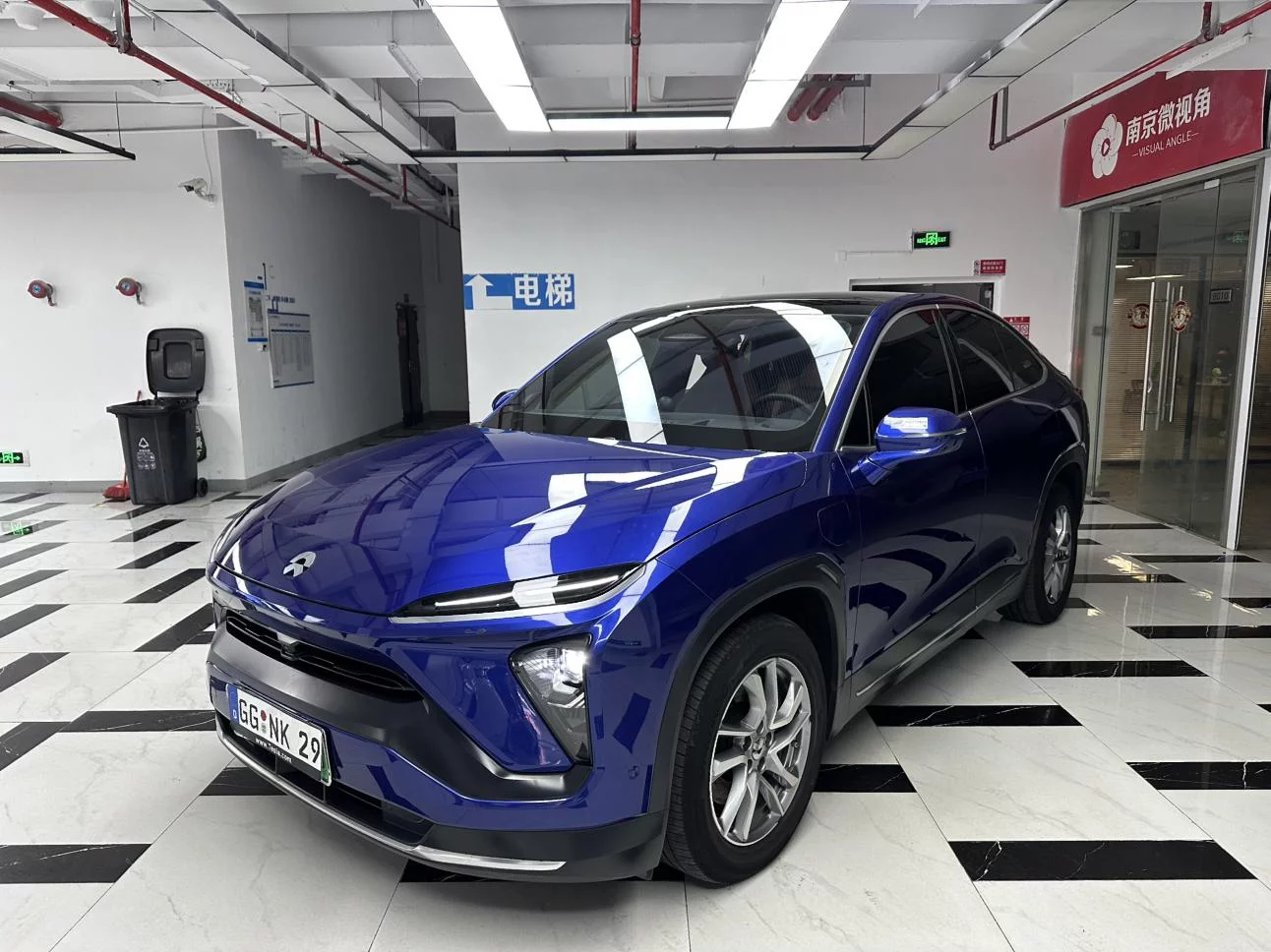 NIO EC6  из Китая