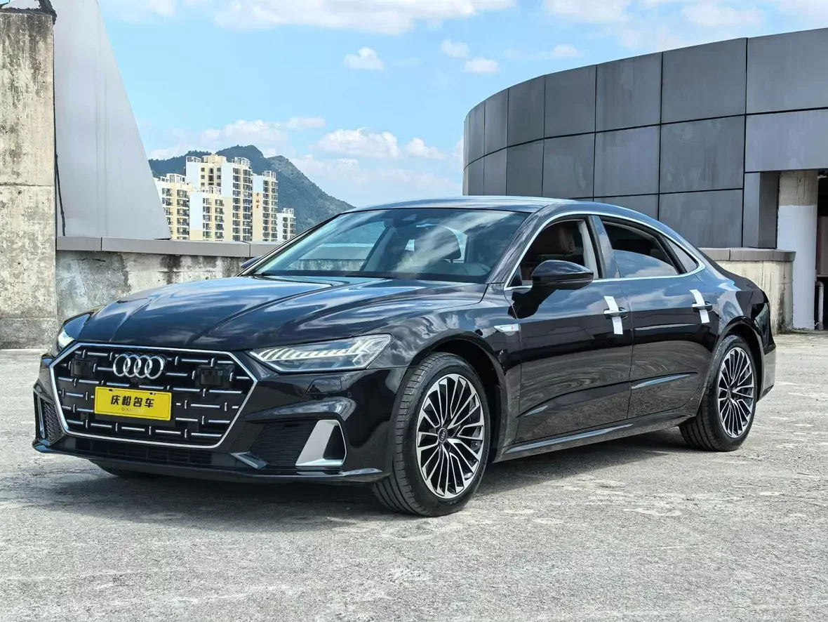 Audi A7L