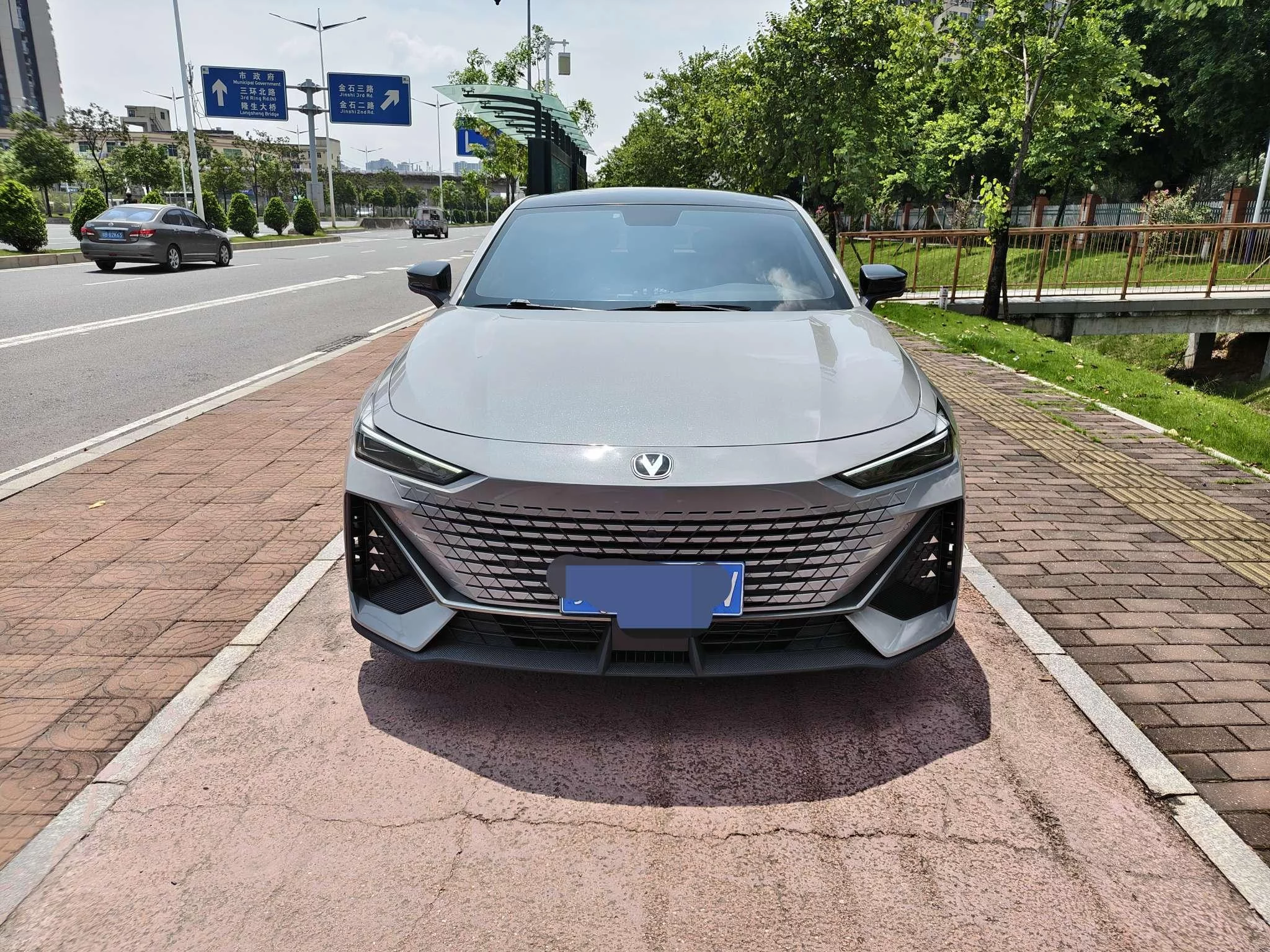 Changan UNI-V