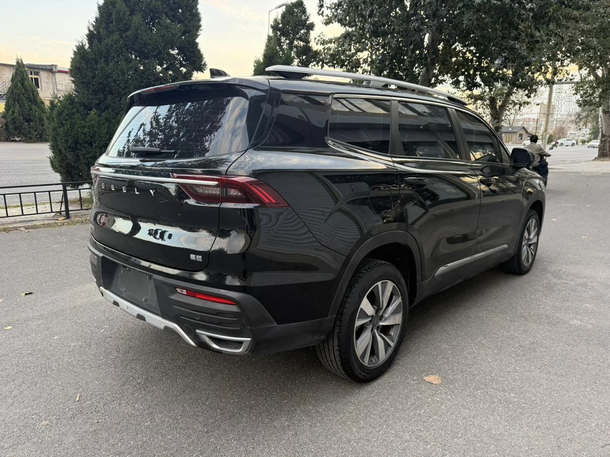 Geely Okavango