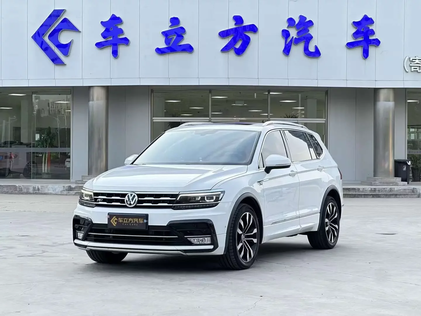 Volkswagen Tiguan L  из Китая