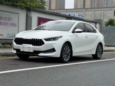 Kia K3, 2022 — купить с доставкой из Китая