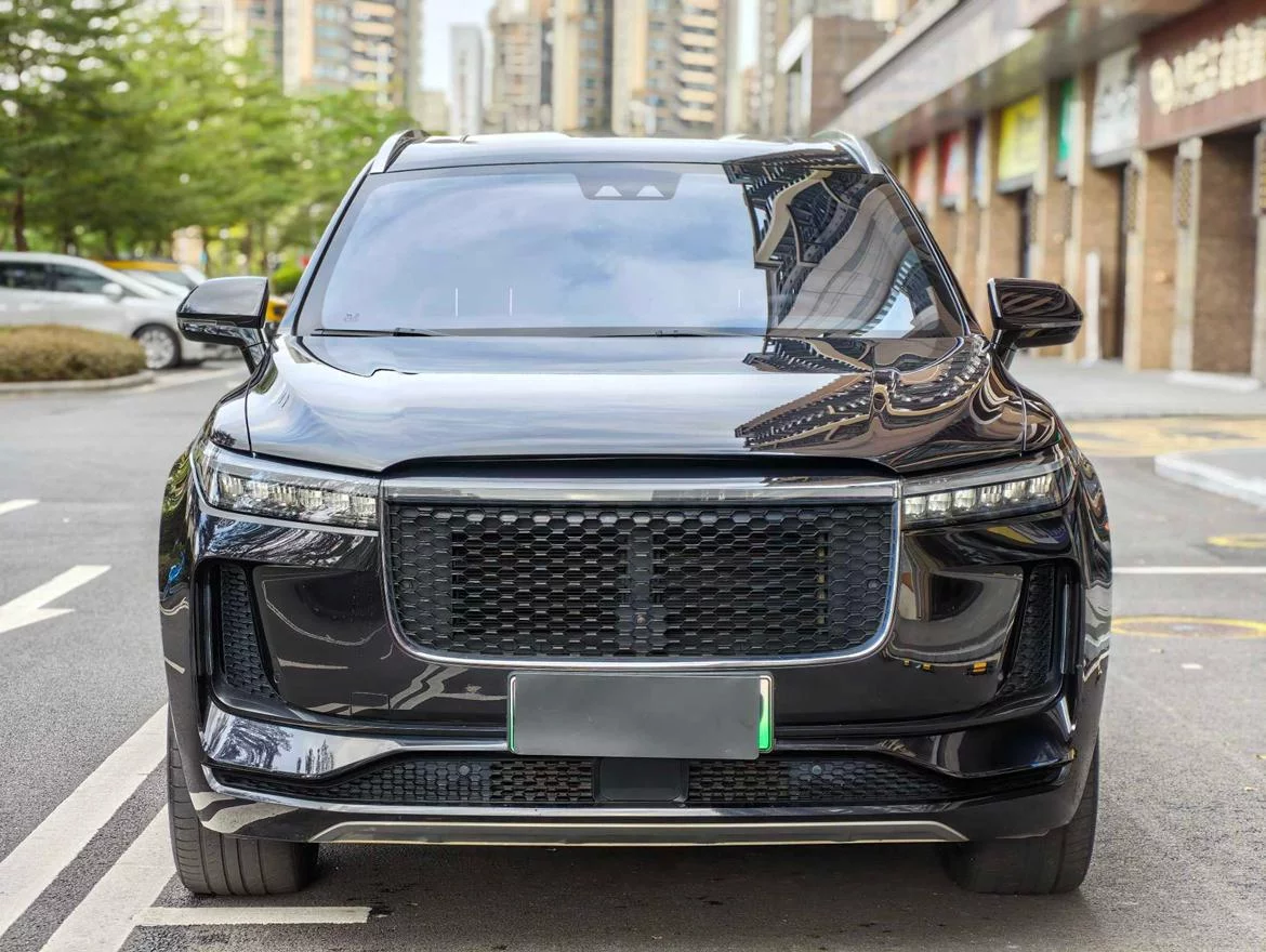Li ONE  из Китая