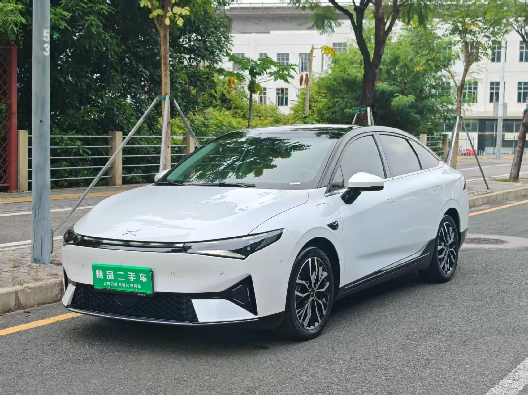 XPENG P5
