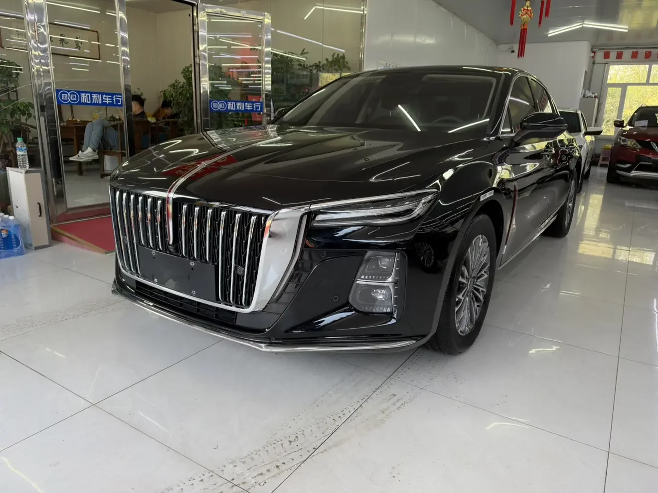 Hongqi H5