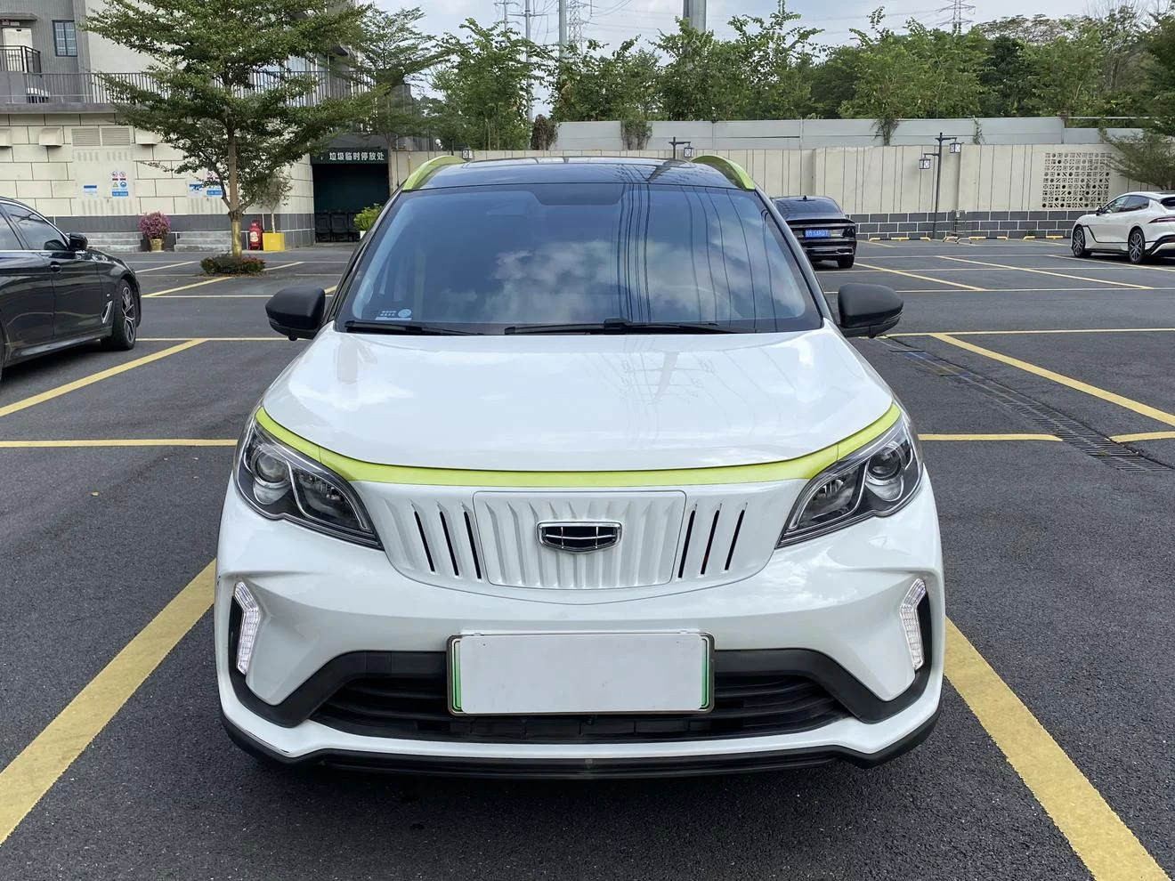 Geely EX3 Kung Fu Cow  из Китая