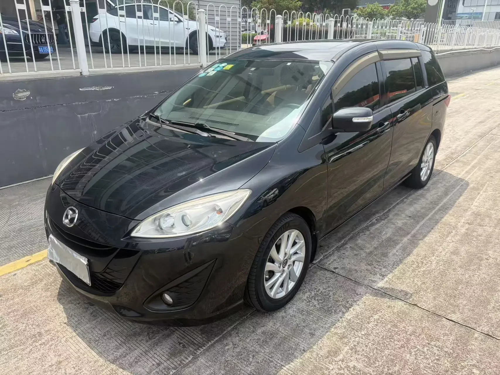 Mazda Mazda5