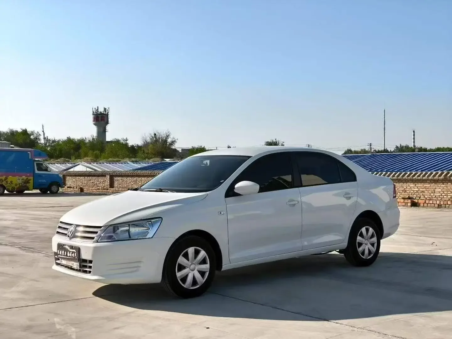 Volkswagen Santana  из Китая