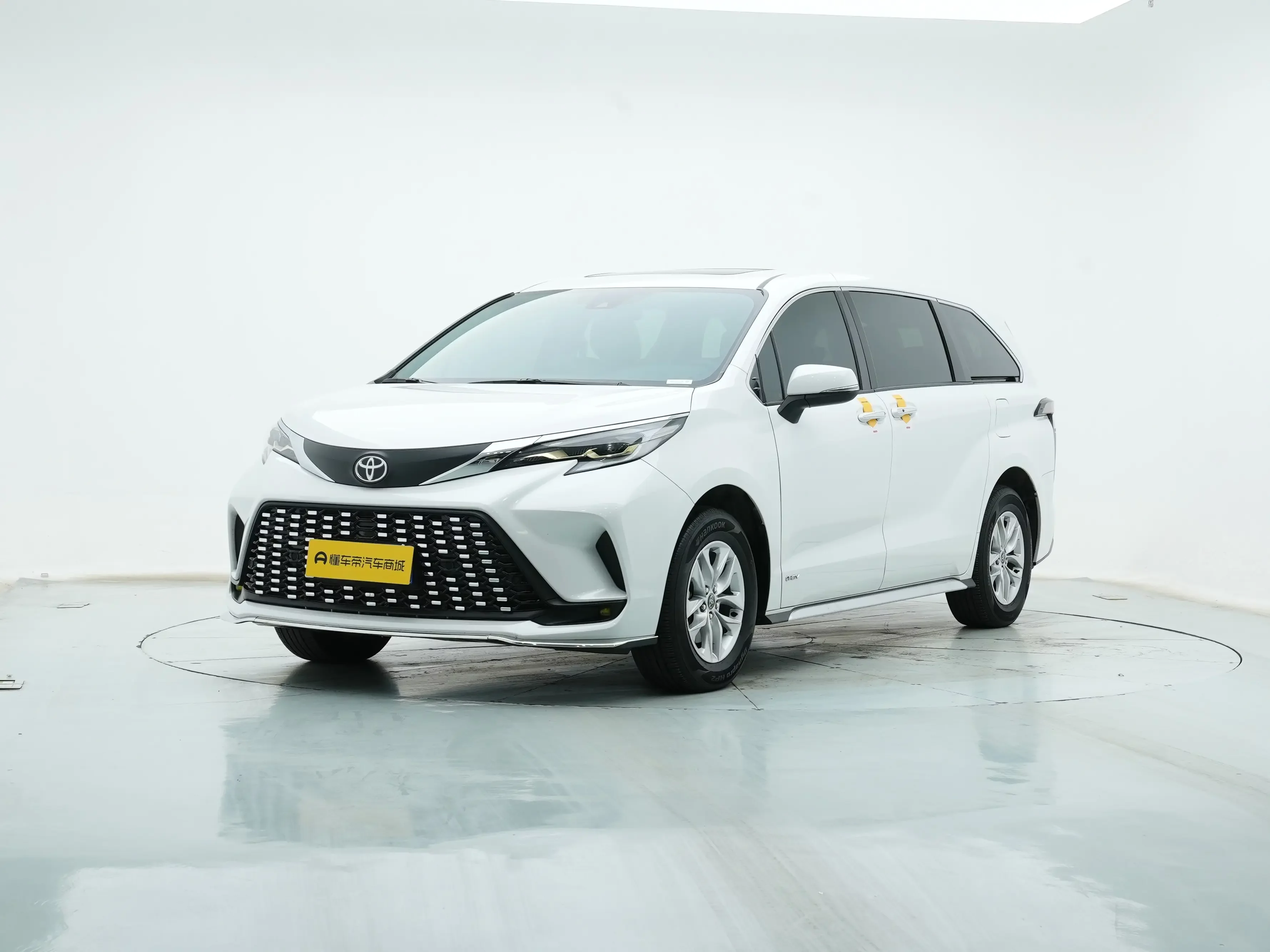 Toyota Granvia  из Китая