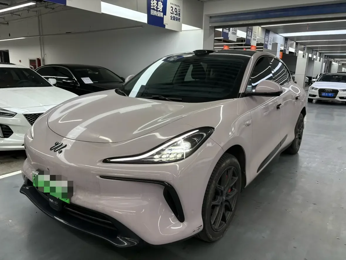 IM Motors Zhiji LS6  из Китая