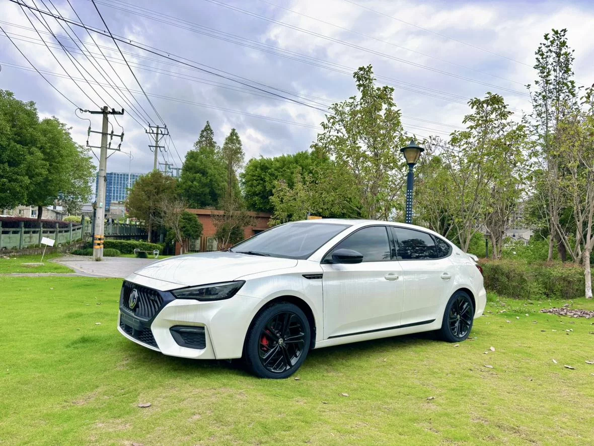 MG 6  из Китая