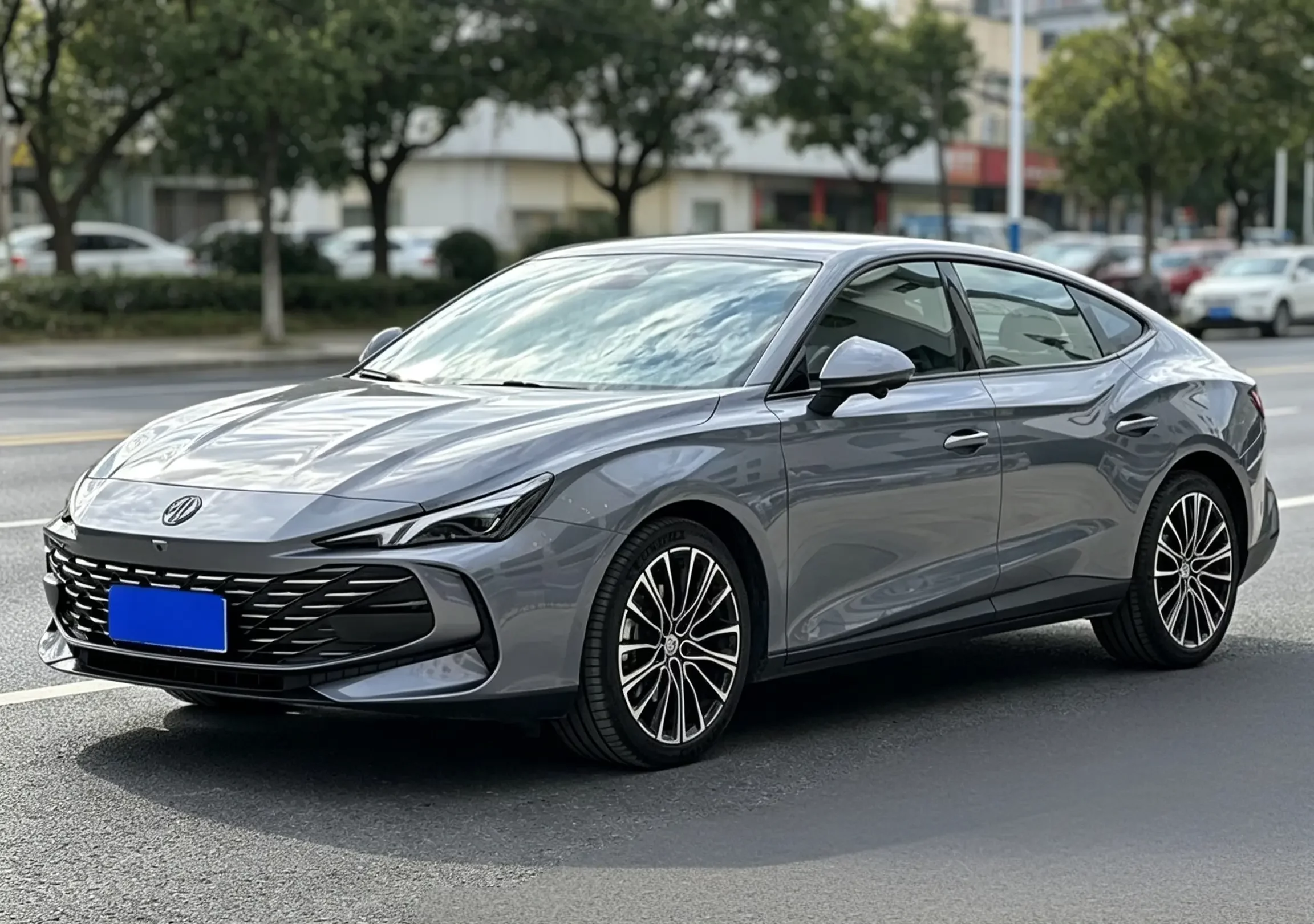 MG 7  из Китая