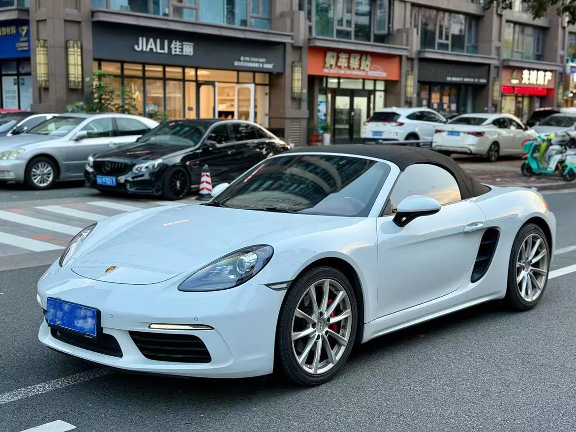 Porsche 718  из Китая