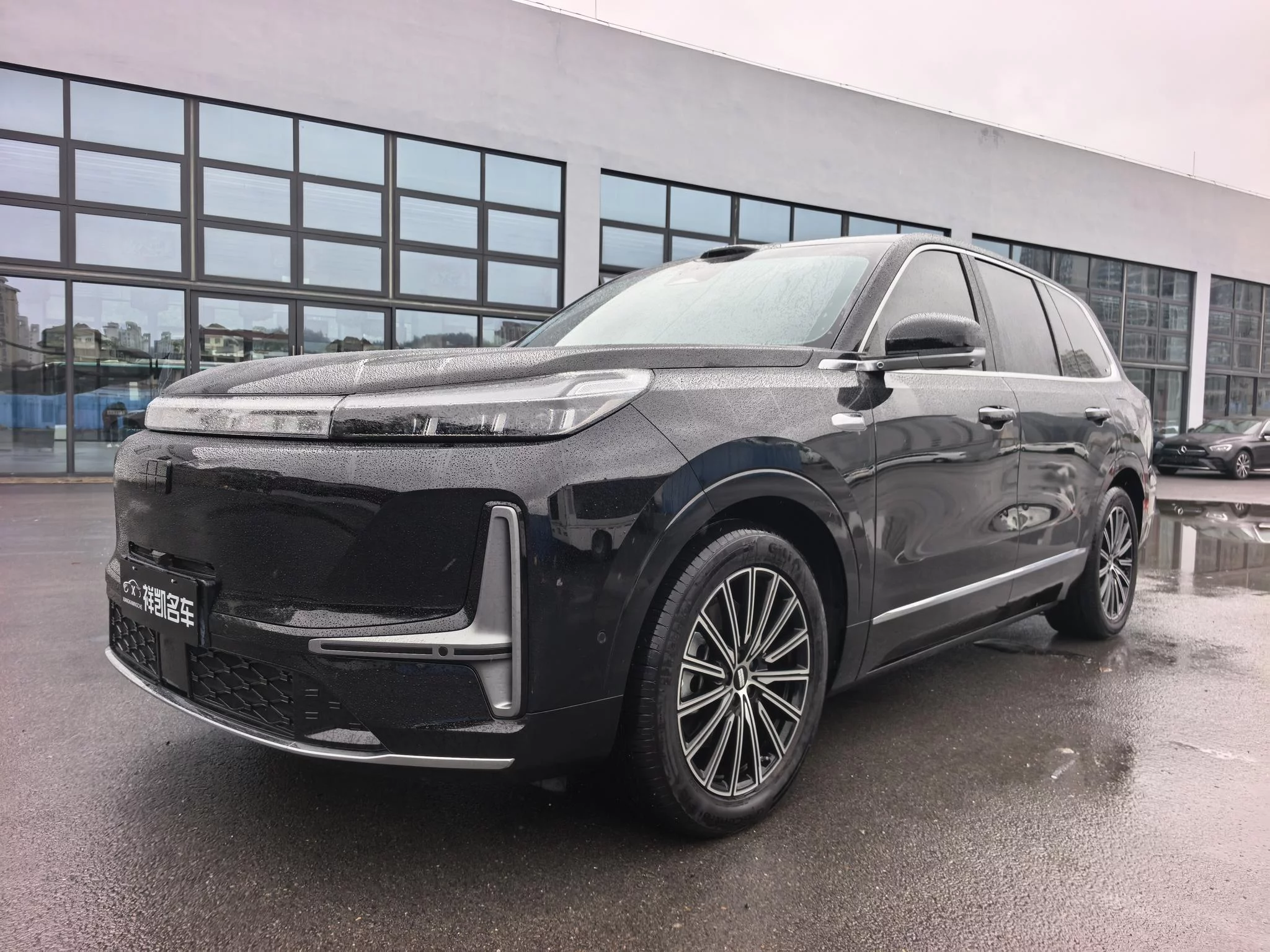 Geely Galaxy M9  из Китая