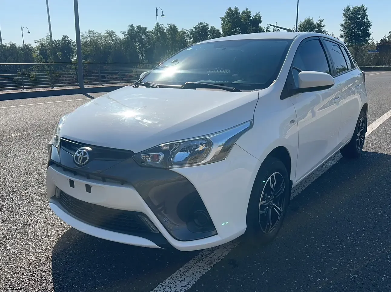 Toyota Yaris L