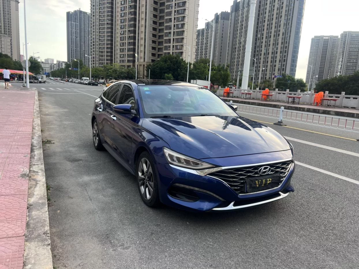 Hyundai Lafesta  из Китая