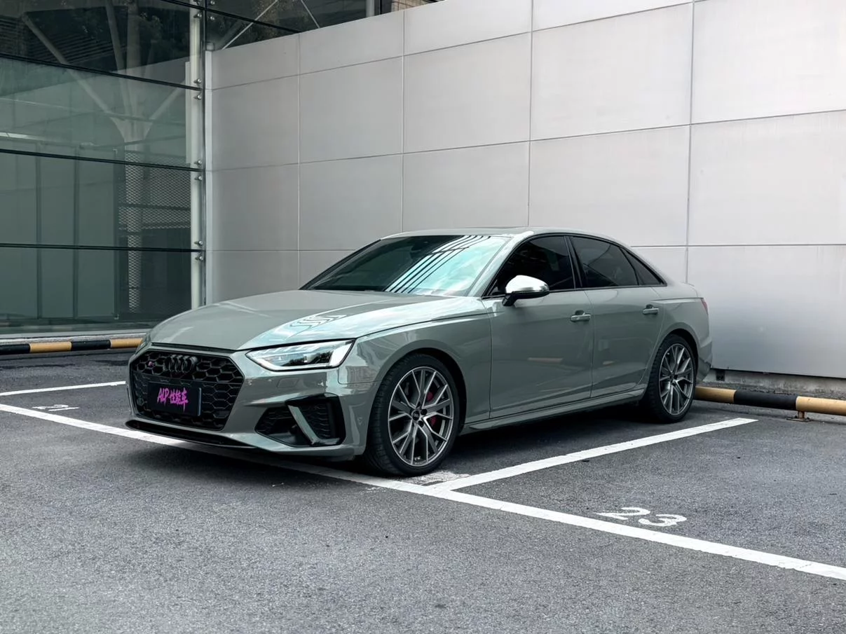 Audi S4