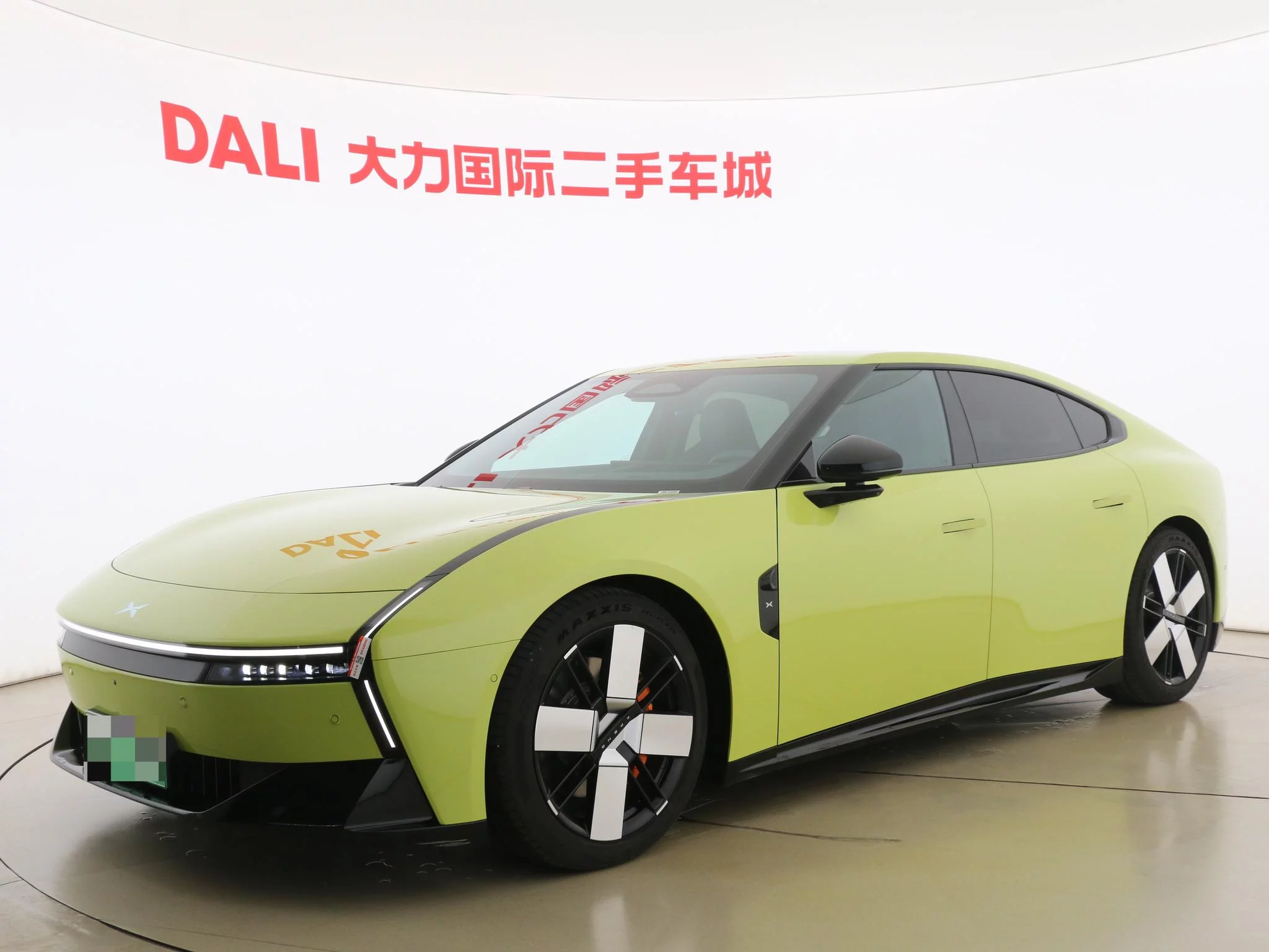XPeng P7