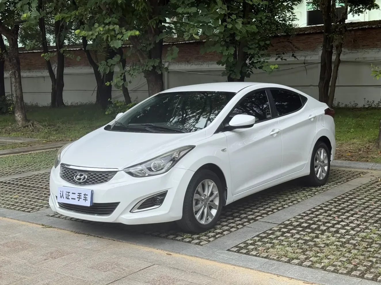 Hyundai Elantra  из Китая