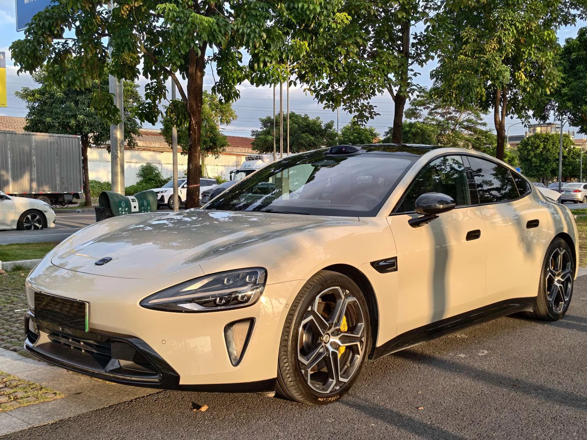 Xiaomi SU7