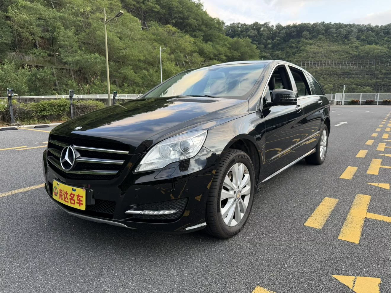 Mercedes-Benz R-Class