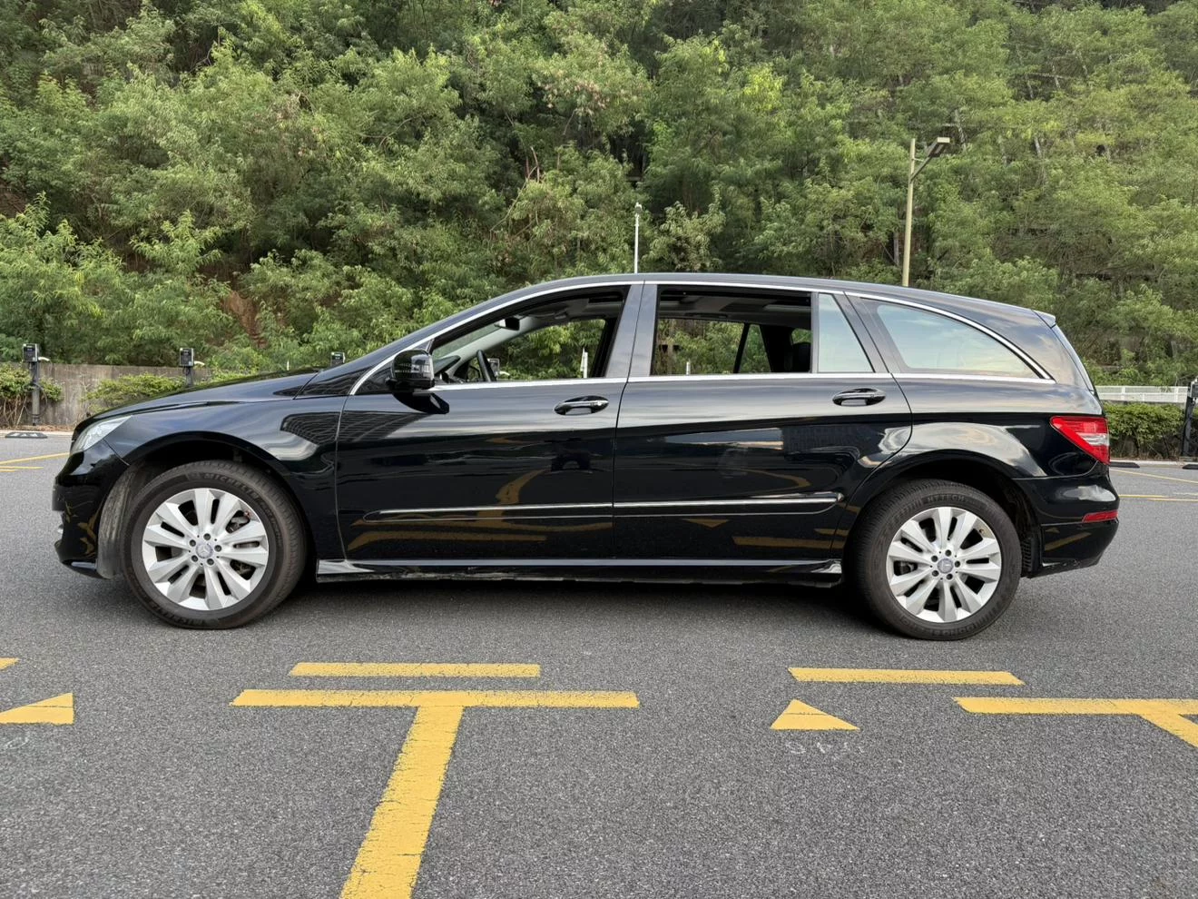 Mercedes-Benz R-Class