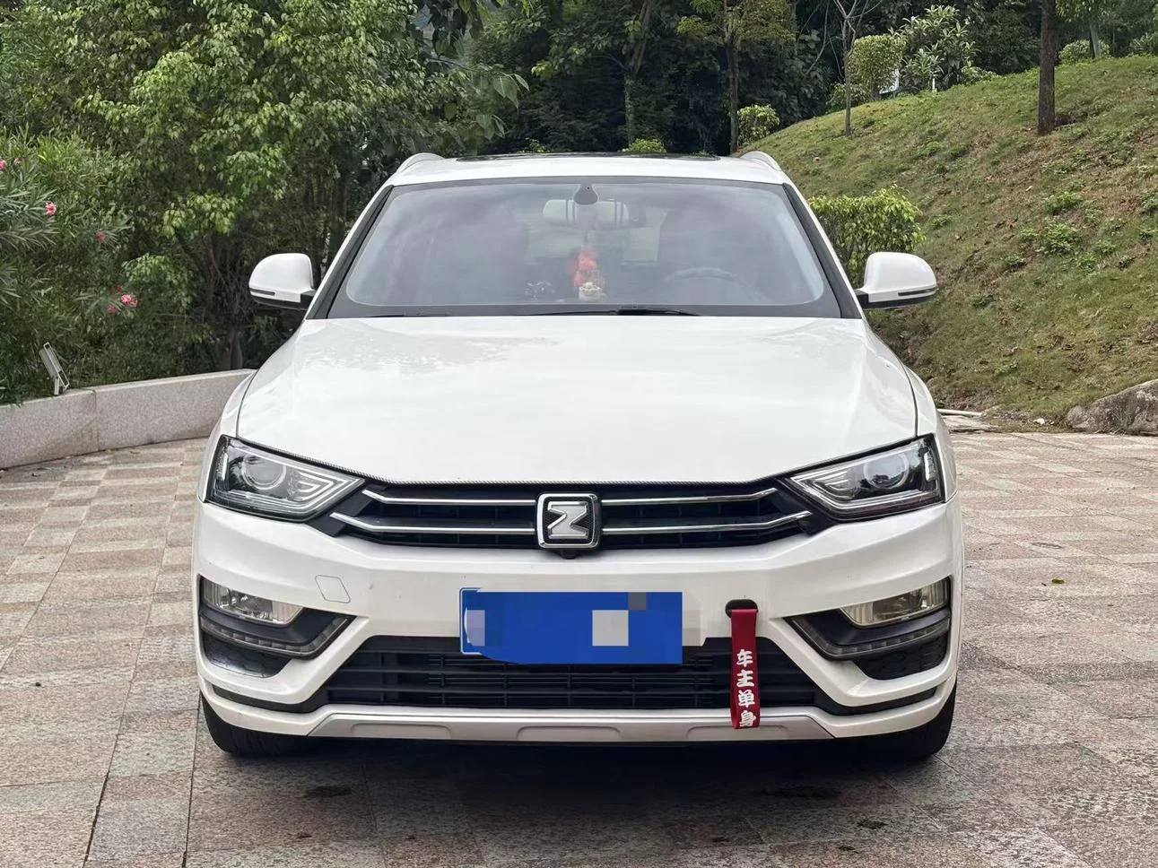 Zotye SR7