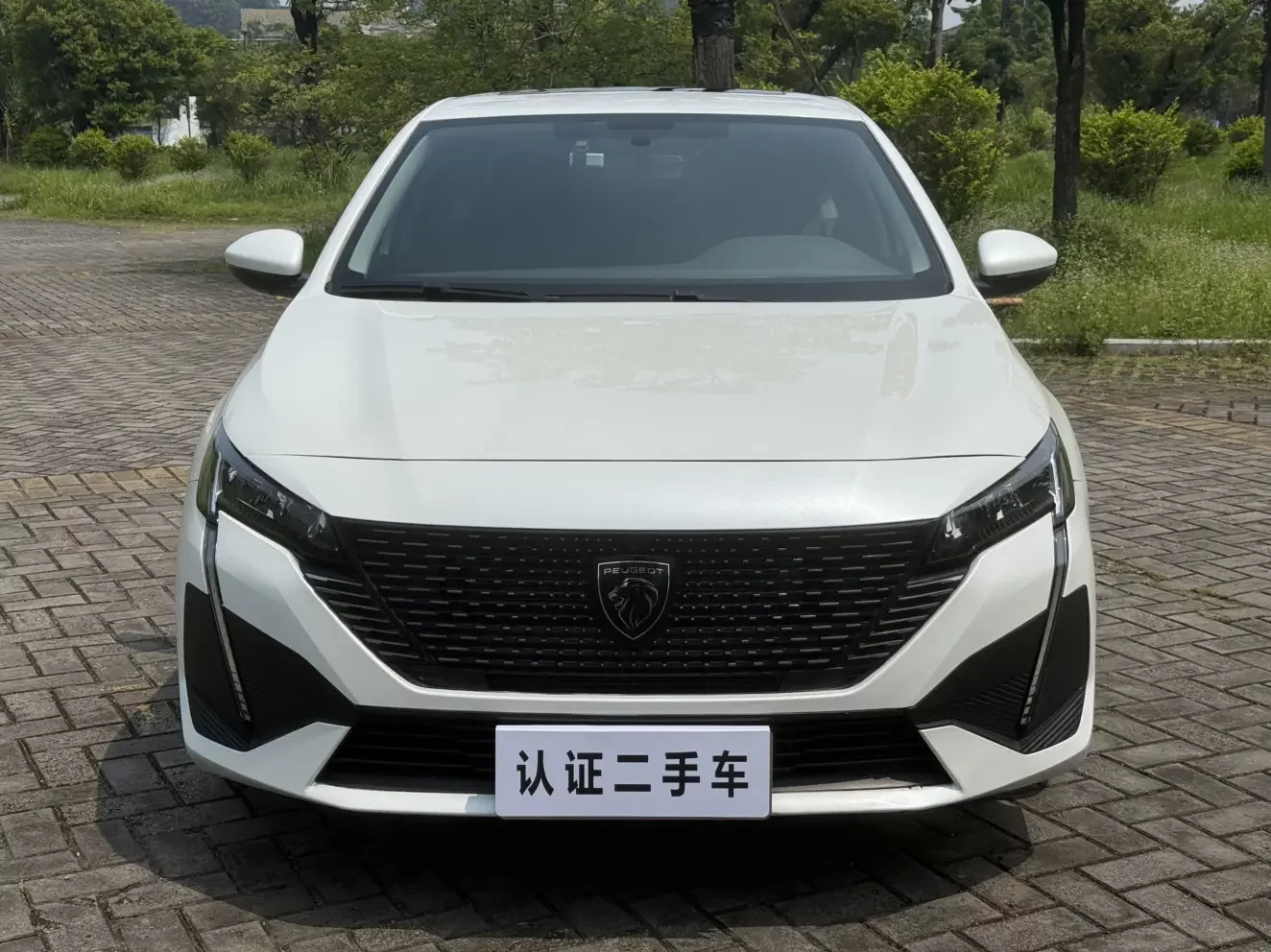 Peugeot 408  из Китая