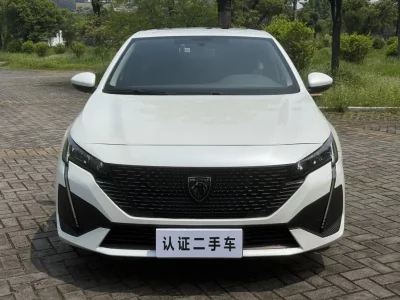Peugeot 408