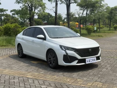 Peugeot 408