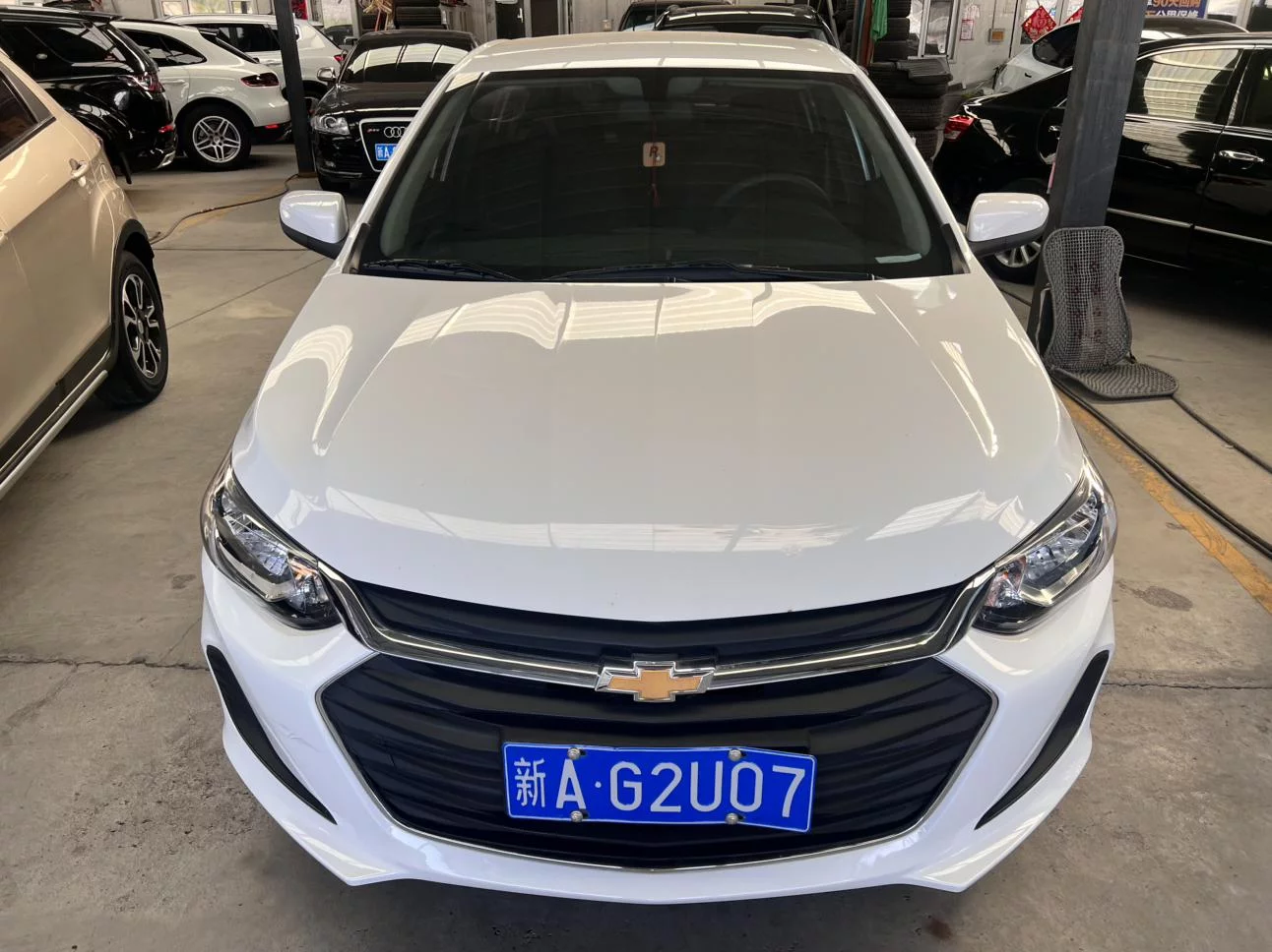 Chevrolet Onix  из Китая