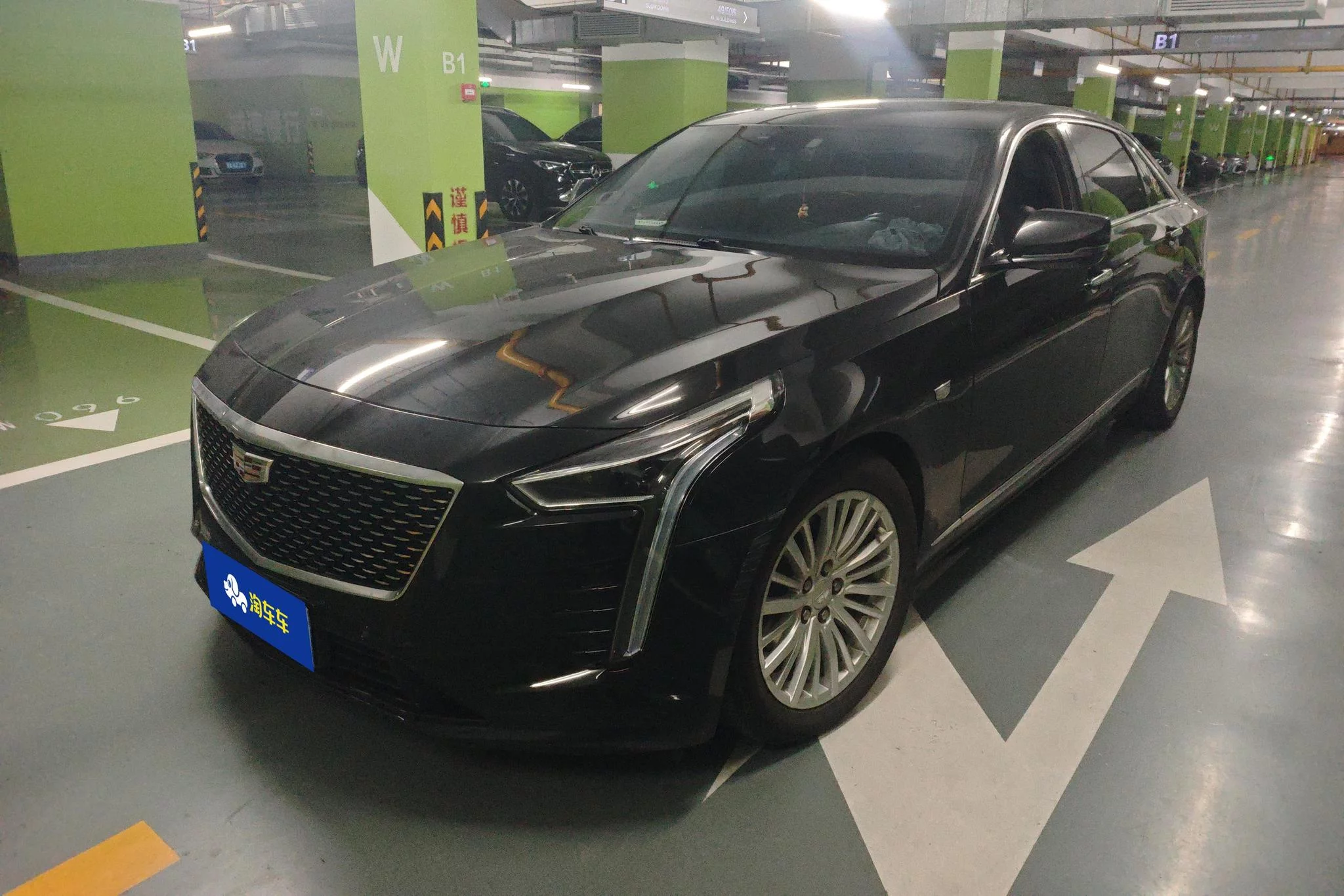 CADILLAC CT6